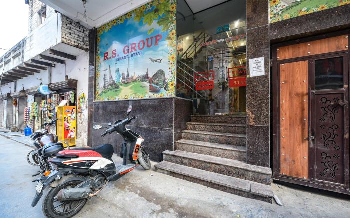 FabHotel Shanti Stay