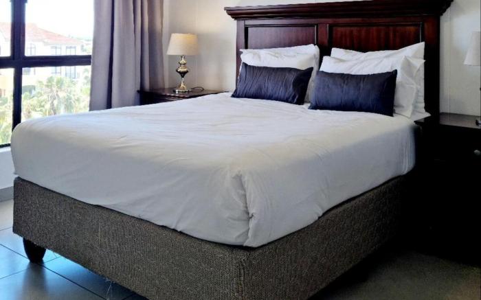 CENTURY CLUB at The Island Club 