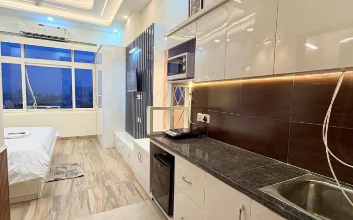 Studio by Trovero The White Castle near Expo Mart 