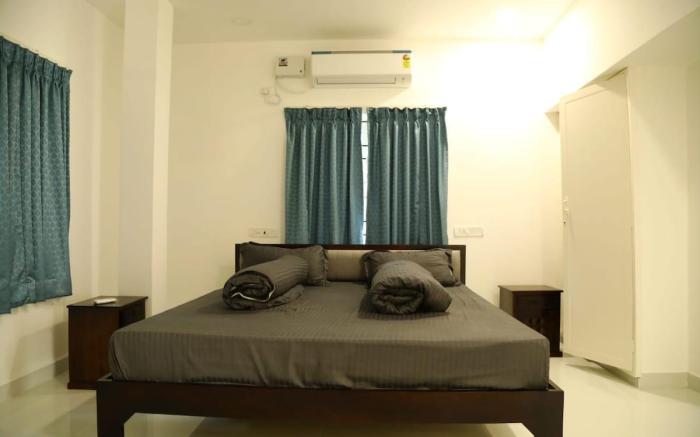 2Bhk Flat T Nagar Chennai Cntrl Shopping Tulsi- S3