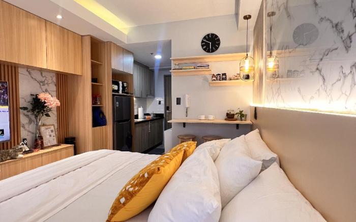 Hotel Living Shore Residences Parking Included