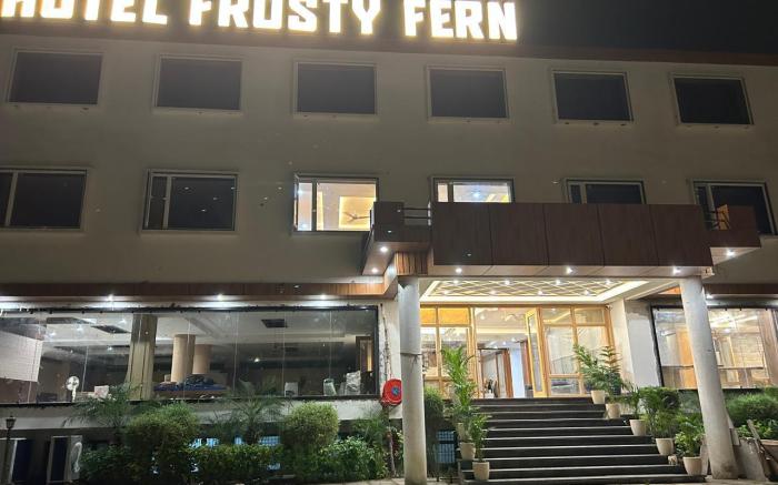 Frosty Fern Hotel & Resort