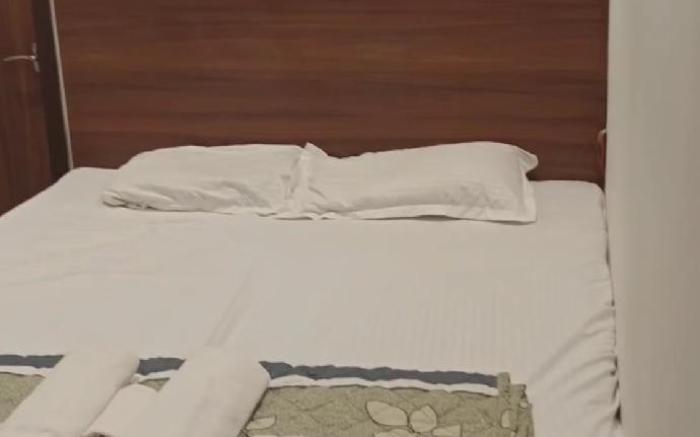 Orange Bricks Boutique Guest House(AC Suite Room)