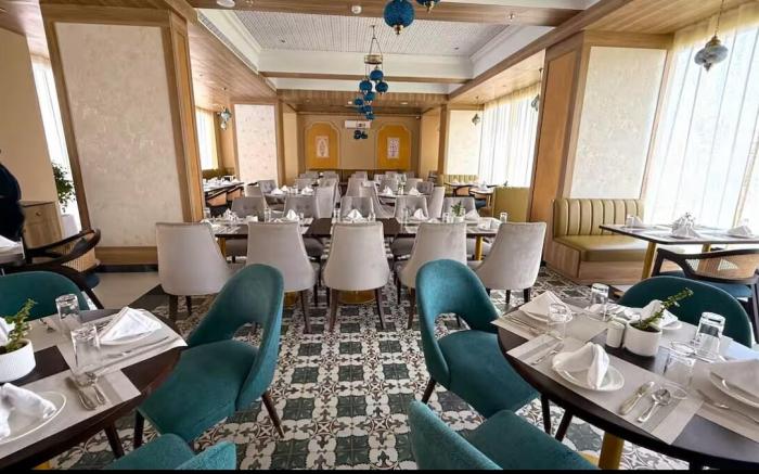 The Luxe Studio|Pool|Near Bombay Hospital|Balcony