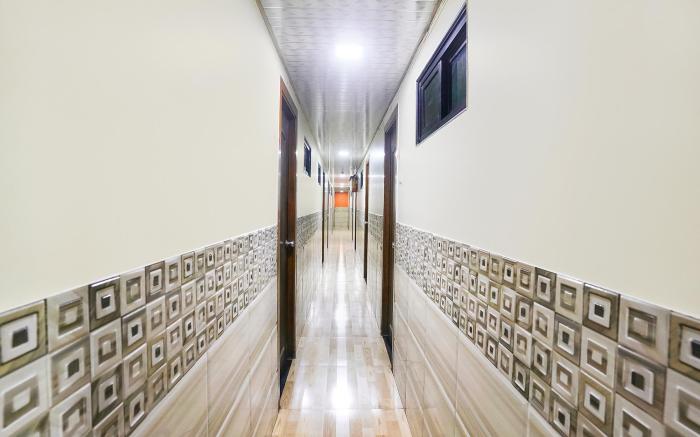 FabHotel Royal Residency Kurla