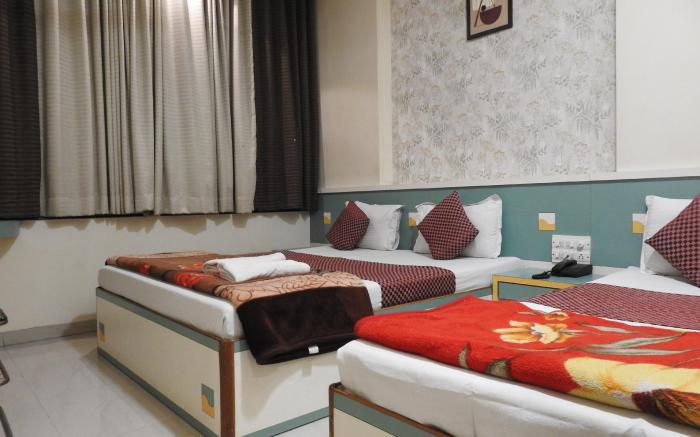 Lumora Inn Supreme Hotel