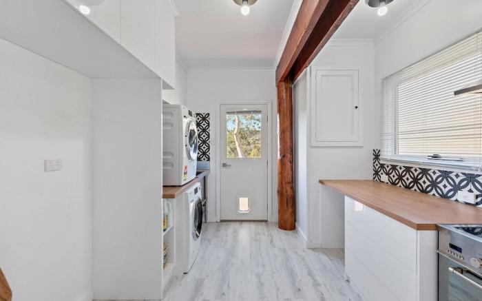 4 Mountain view house room 4