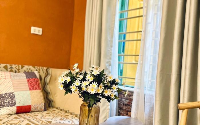 Old Quarter, 2 Beds, Clean & Comfy - Disco's Home