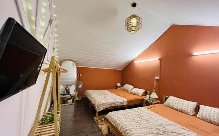 Old Quarter, 2 Beds, Clean & Comfy - Disco's Home