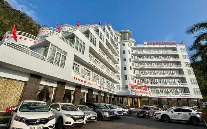 Hung Long Heritage Cat Ba Hotel