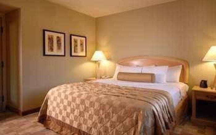 Embassy Suites San Rafael Marin County Hotel