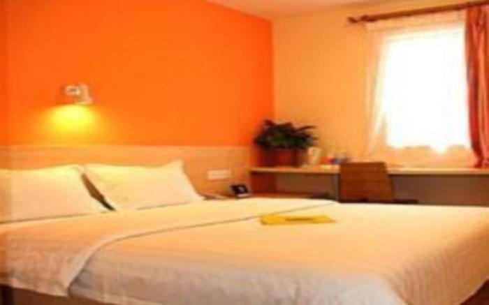 7 Days Inn Deyang Wenmiao Square
