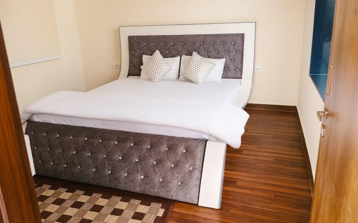 3BHK Farm| Pool | Rooftop|Lawn|Near Kanota Dam