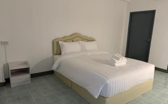 SLEEPLESS ROOM Phitsanulok