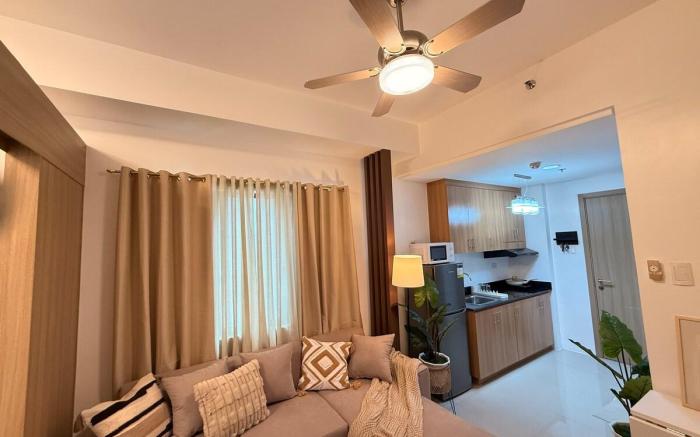 Lex Shore Staycation