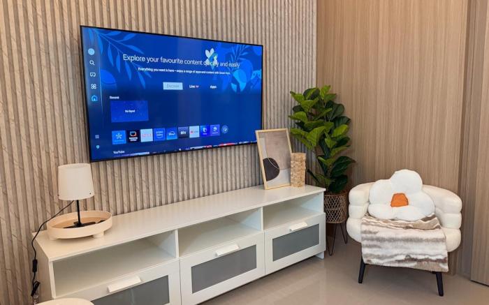 Lex Shore Staycation