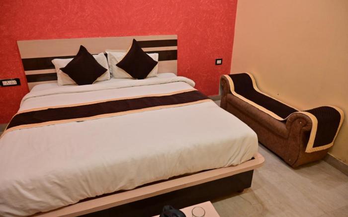 Goroomgo Siddhi Vinayak Varanasi