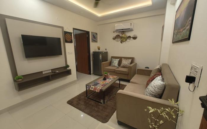 Palatial Dreams | Merakii Stays-Near AkshayPatra