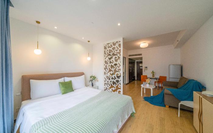 Tyms Stylish 1BR APT Xujiahui Jiahui International