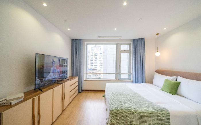 Tyms Stylish 1BR APT Xujiahui Jiahui International