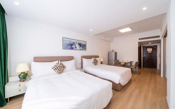 Tyms Spacious 1BR APT Xujiahui Jiahui Internationa