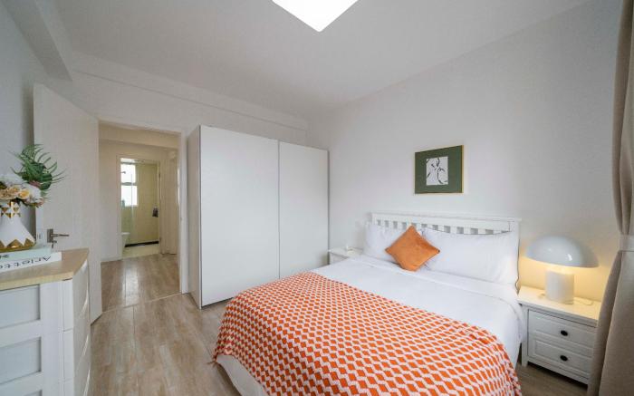 Tyms Luxury 4BR 2BA APT TianShan Riverside Residen