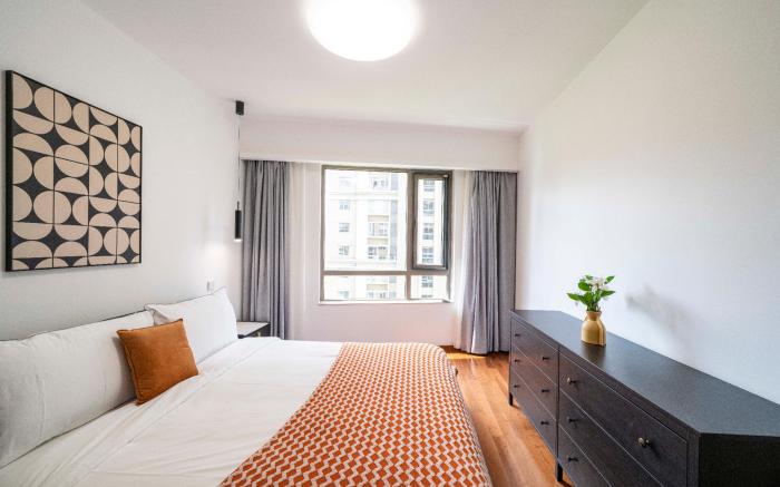 Tyms 2BR APT Hongqiao Bella Vita