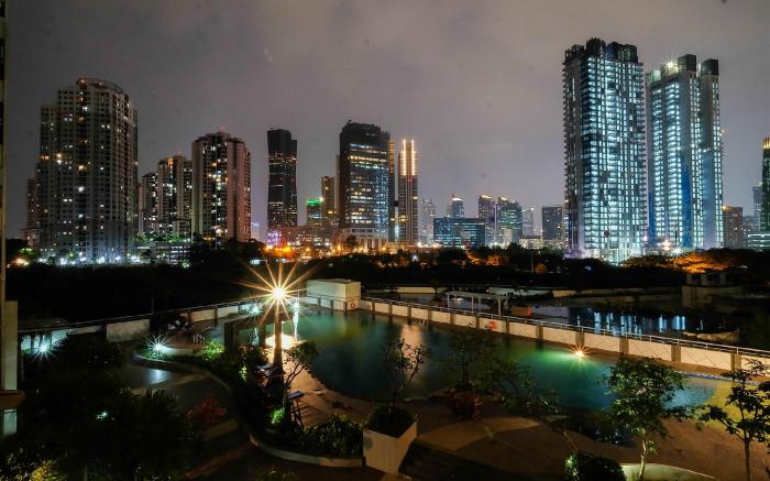 Stunning 2BR at The Wave Kuningan By Travelio