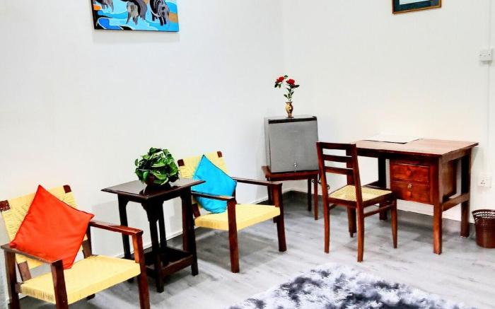 White Room in Colombo Seven