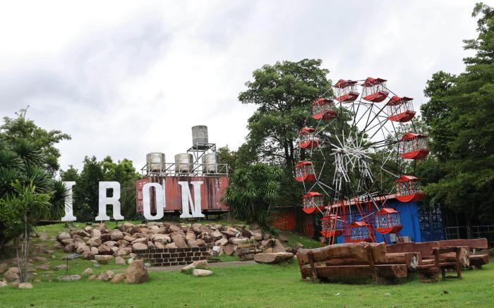 ไอรอน รีสอร์ท แอนด์ โฮเทล