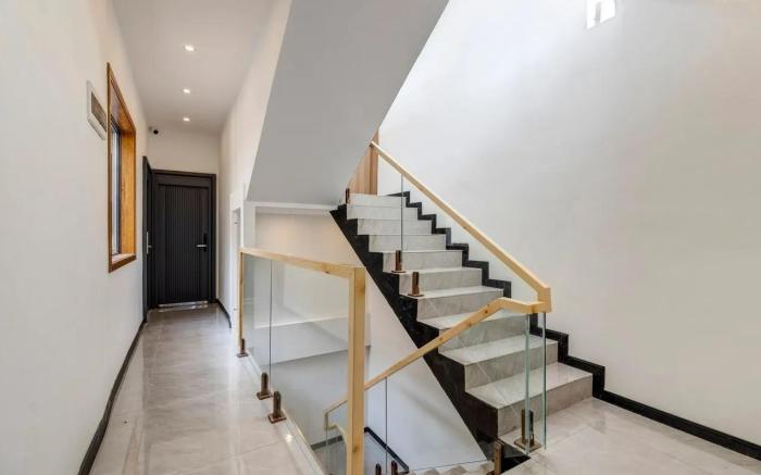 Sunshine Inn-1.8km to Bell Tower, 10min to metro