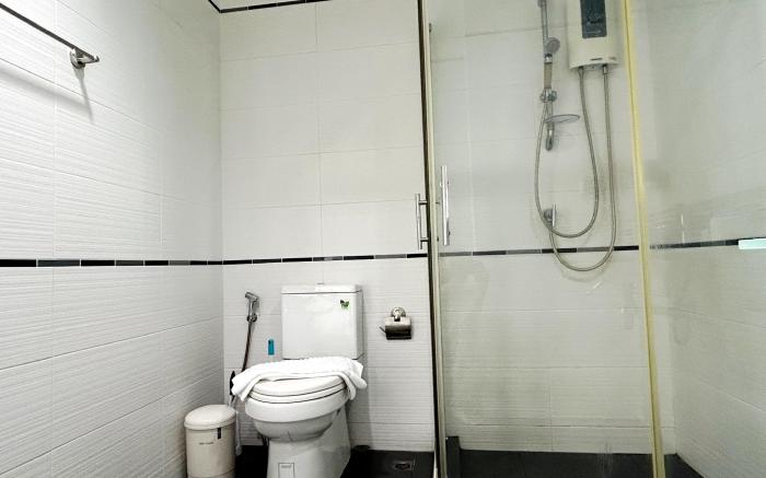 Centric Sea 23F，市中心，拥有美丽海景和泳池，距离海边300米