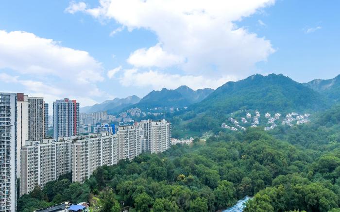 Fancy Sky High City View Hotel(Chongqing Liugongli Subway Station)