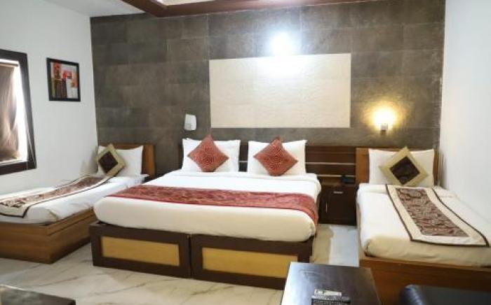 Hotel Tara Palace by Goyal Hoteliers