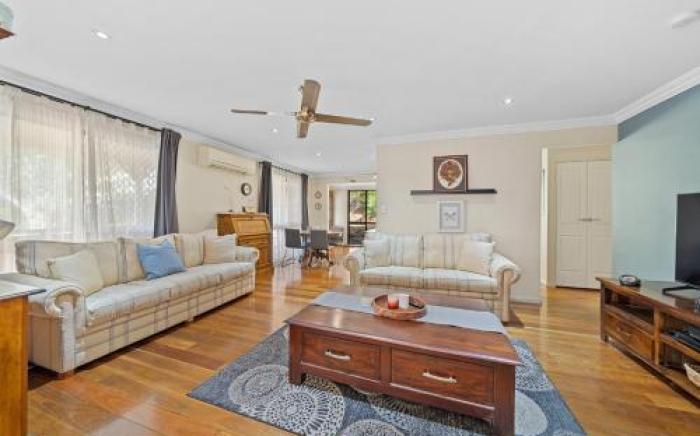 Air-conditioned Quiet Stay in Rochedale South