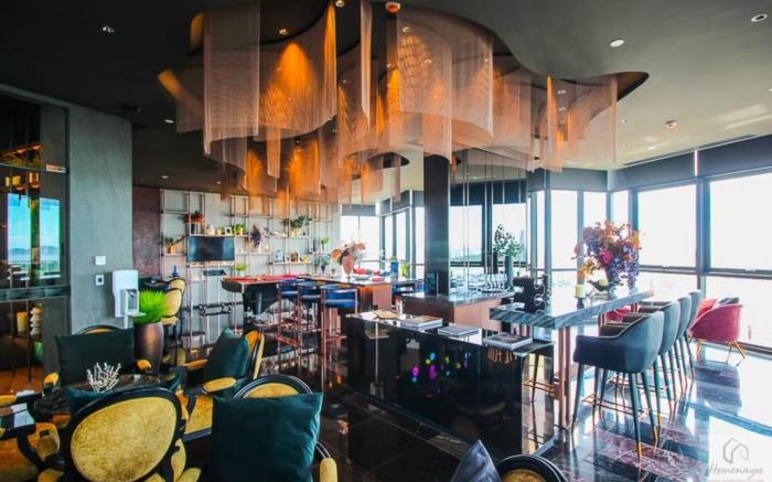 Edge Central Pattaya by Prop Hopper