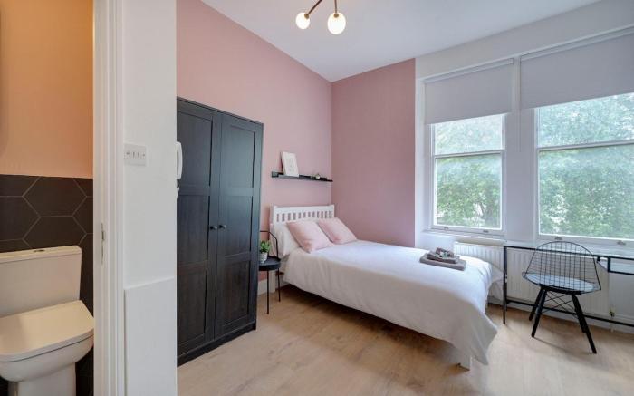 Kensington Garden Studios - 11