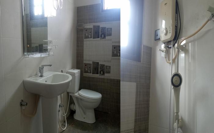 SR HOME STAY & ENTIRE PLACE GAMPOLA TOWN KANDY 