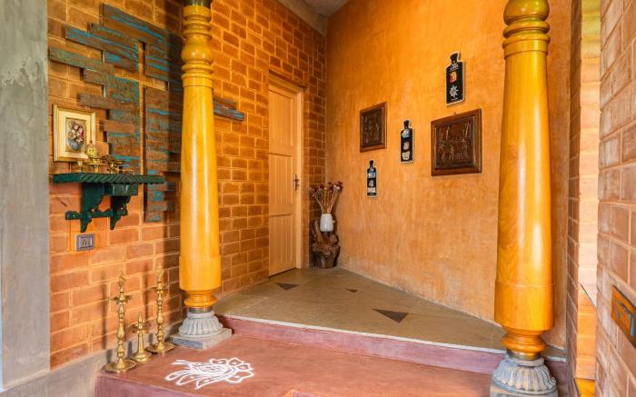 AR Lighthouse Bay Villa with Jacuzzi by Roscotel