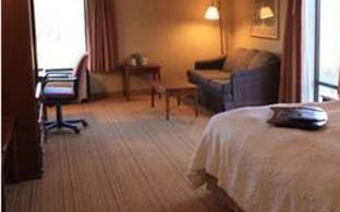 Hampton Inn Clinton Hotel