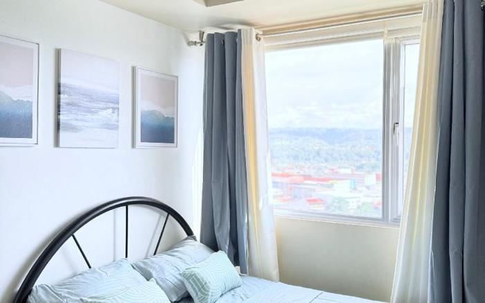 Hiraya Suite Avida Towers w/Exclusive Free Parking