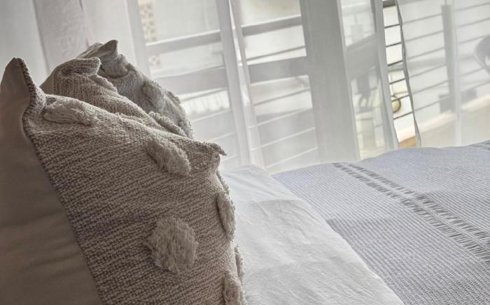 Maboneng| 24hr security| fast Wi-Fi| clean