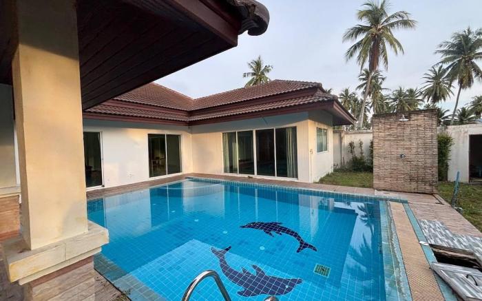 Gmob pool villa resorts