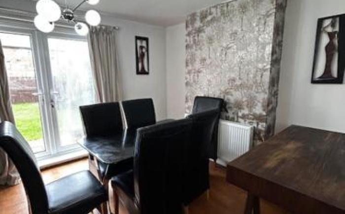 Modern Sunderland Stay – Ryhope, Parking, Garden