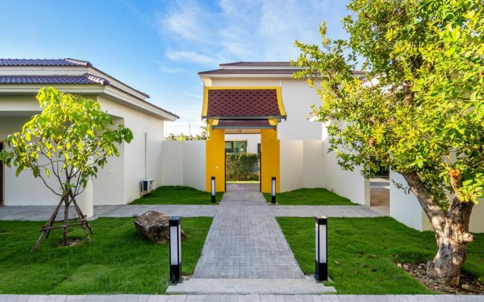 中天海滩 10卧豪华泳池别墅，可住26人 设备齐全