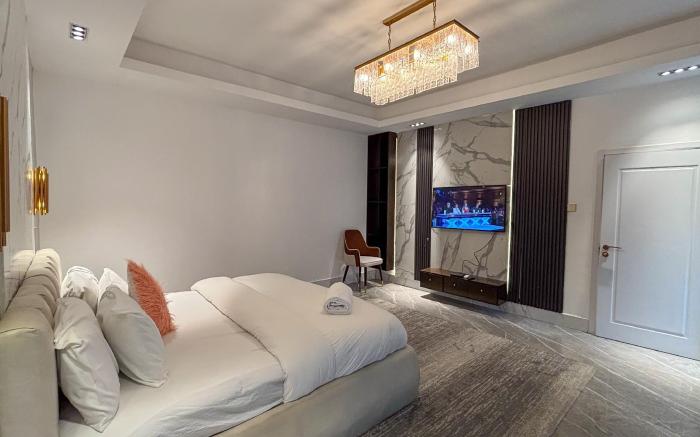 Sujimoto Residences — Macdonald 2 Bedrooms