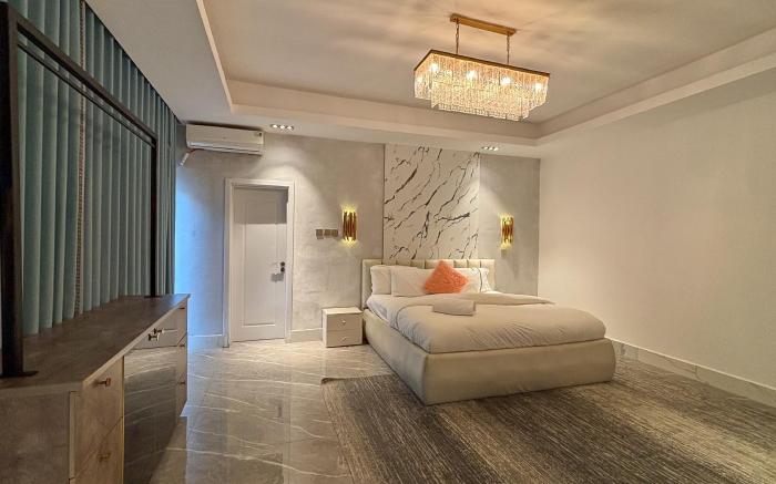 Sujimoto Residences — Macdonald 2 Bedrooms