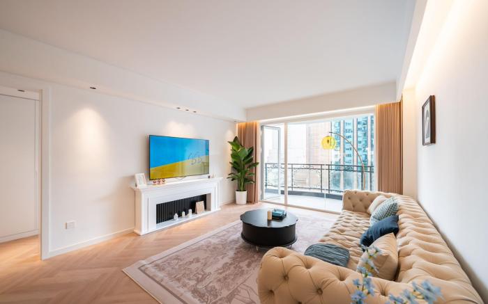 JC ZFC located in Nanjing Road close to The Bund