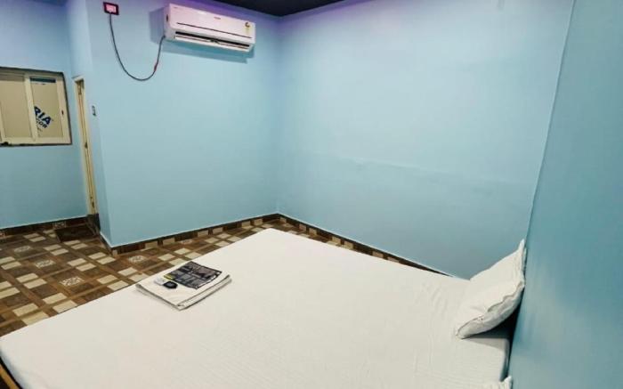   Goroomgo Vande bharat guest house Varanasi 