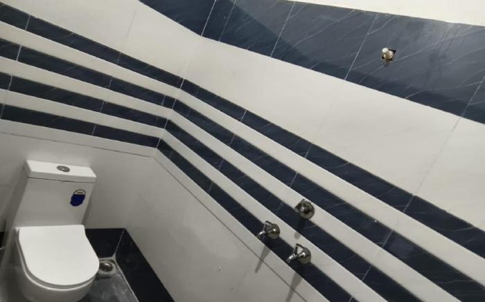   Goroomgo Vande bharat guest house Varanasi 